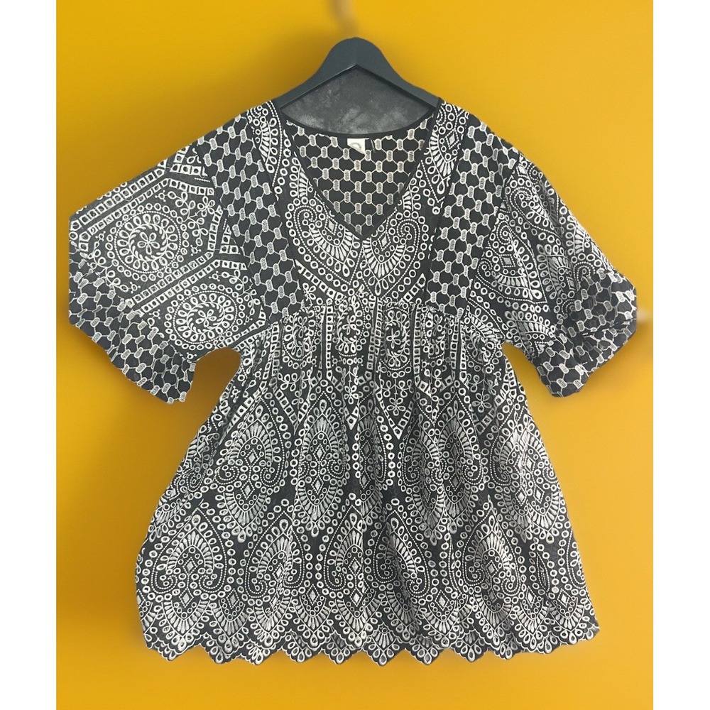 Anthropologie Akemi and Kin oversized Brooke eyelet dress size 6 Boho Cottage